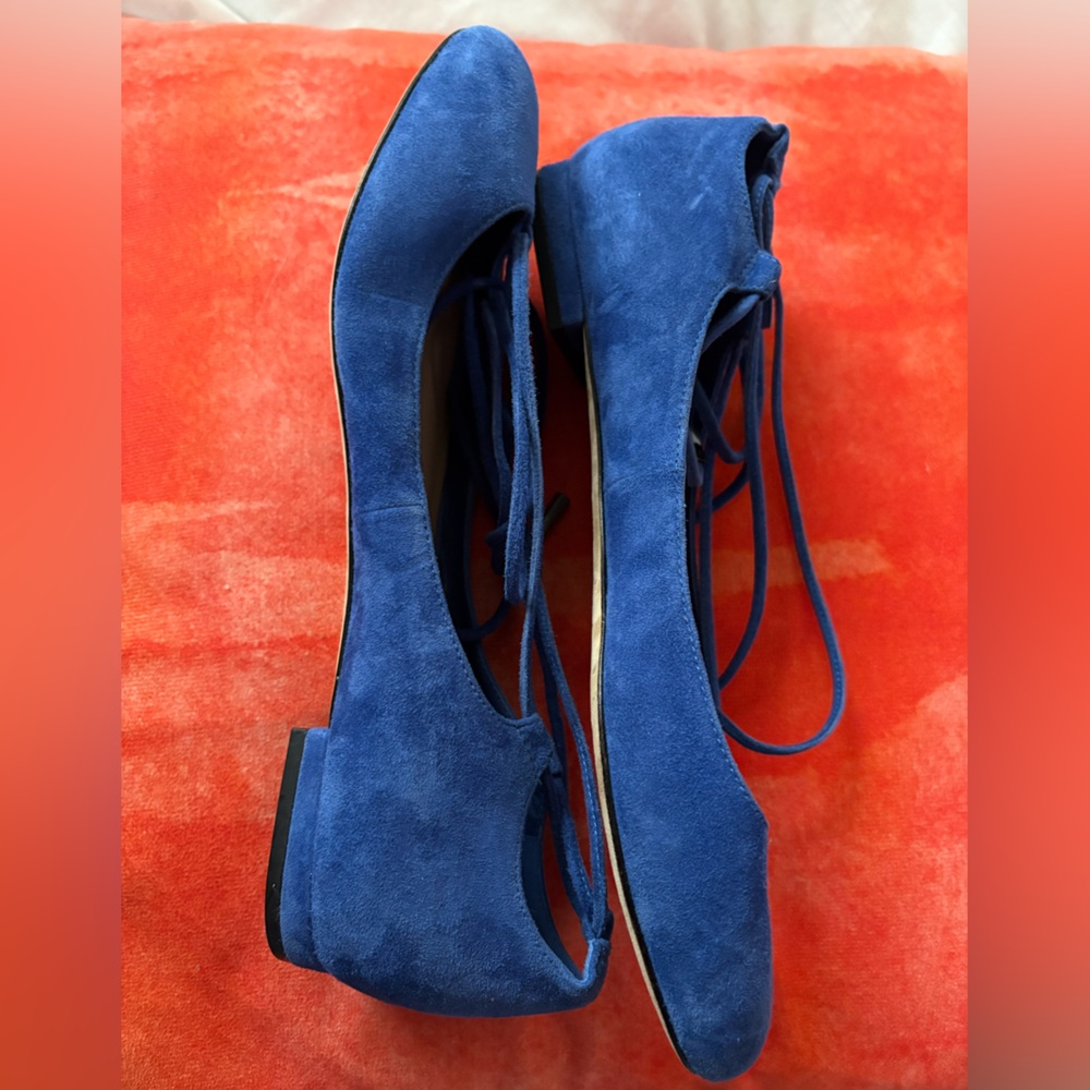 Diane von Furstenberg size 7.5 blue suede ankle wrap flats - Picture 7 of 11